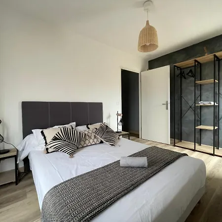 Appartement Dernier Etage, Balcon, Parking Gratuit ! Bordeaux Exterior photo